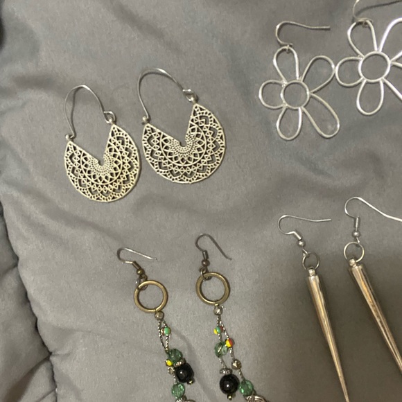 Vintage Hippie Aesthetic Earring Set of 5 - Picture 3 of 4